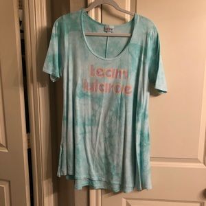 LuLaRoe Perfect T, size Medium